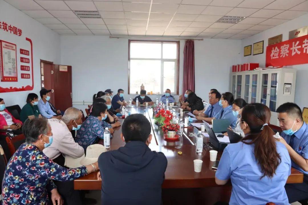 顶天立地男子汉满面春风喜洋洋是什么生肖精选解析、解释与落实、构建解答解释落实